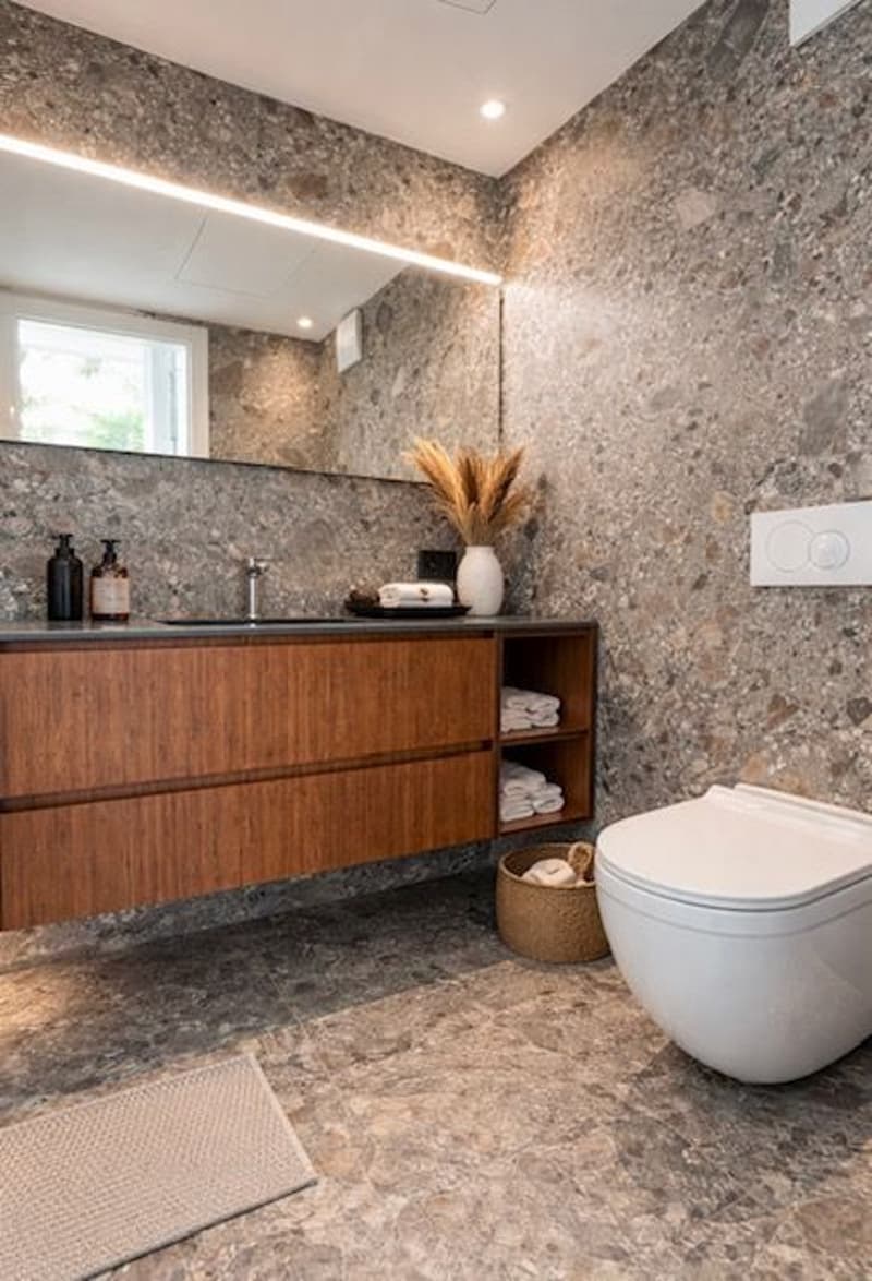 Villa di design in posizione unica con vista lago mozzafiato e darsena (9)