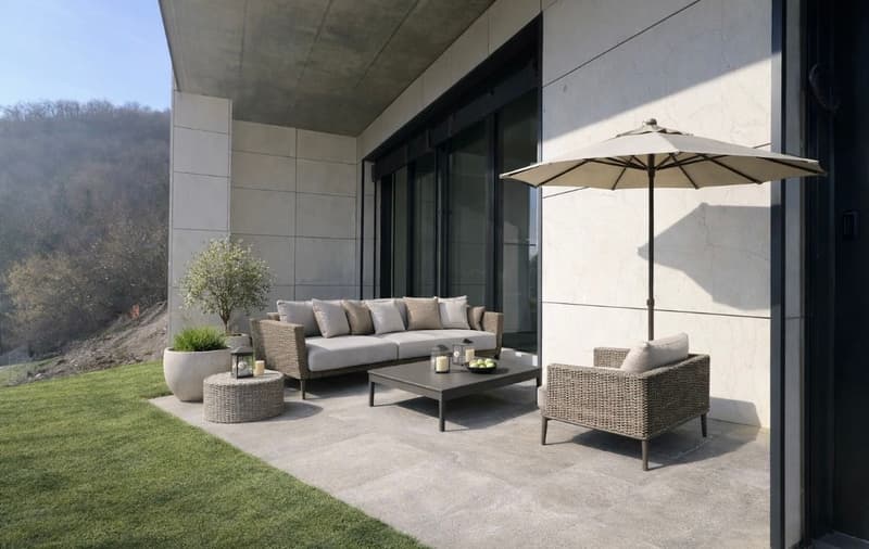 Villa moderna nuova costruzione con giardino privato (19)