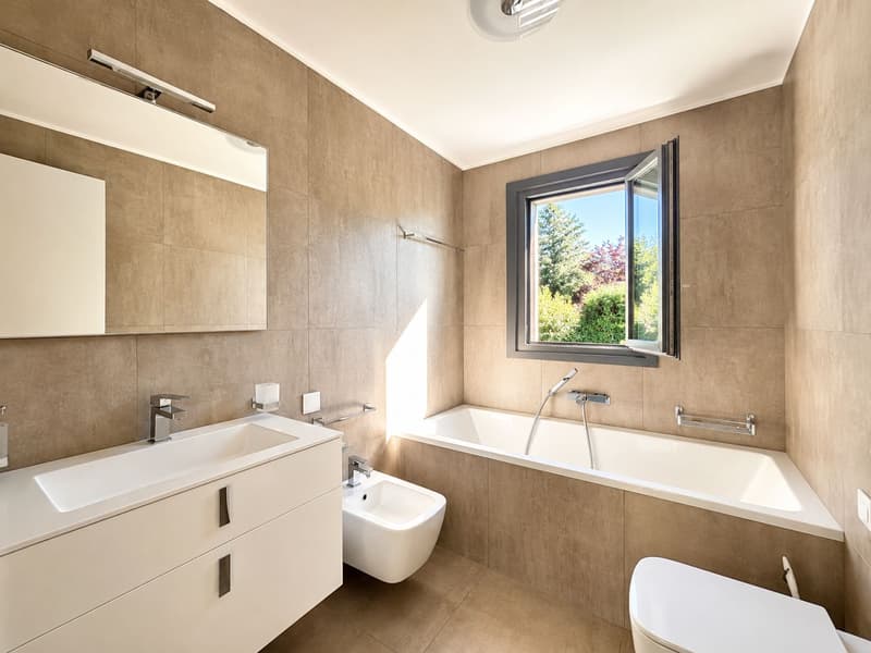 Appartamento di lusso di 4,5 locali con giardino (5)