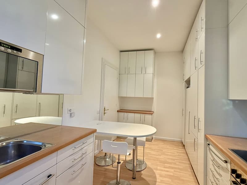 Esclusivo appartamento di 5,5 locali con spettacolare vista sul Lago di Lugano – Ruvigliana (7)