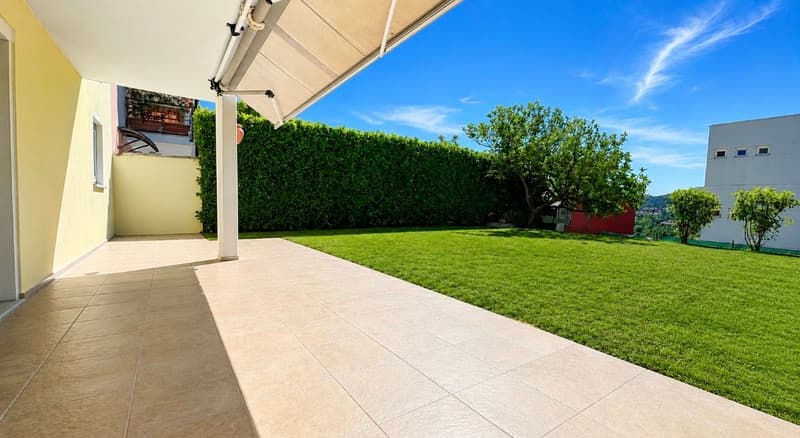 Villetta con giardino privato e piacevole vista aperta (7)