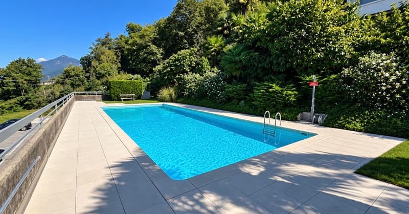 Appartamento con terrazza panoramica piscina e splendida vista lago (12)