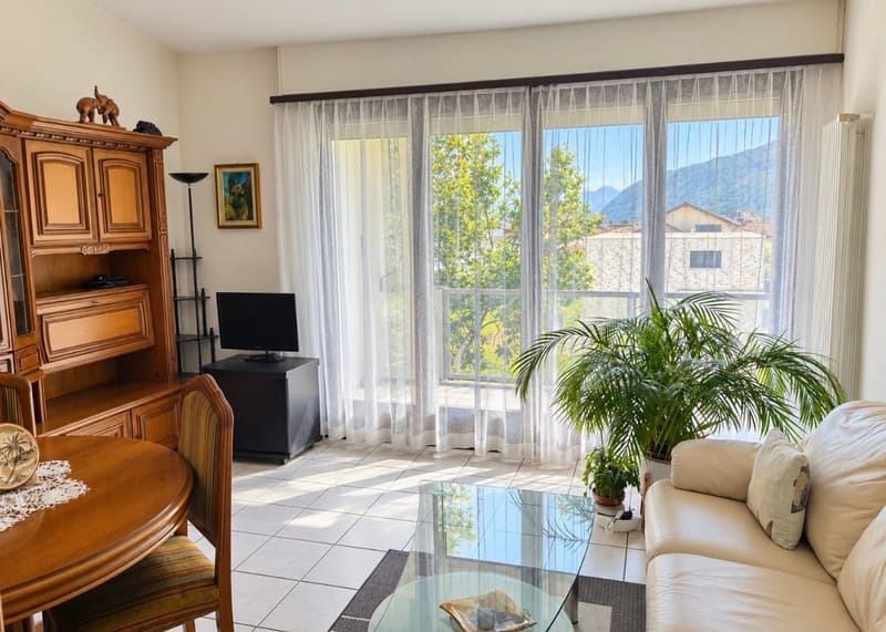 Appartamento con terrazza panoramica e vista aperta (3)