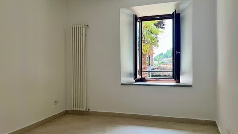 Collina d'Oro casa di Nucleo ristrutturata in corte (2)