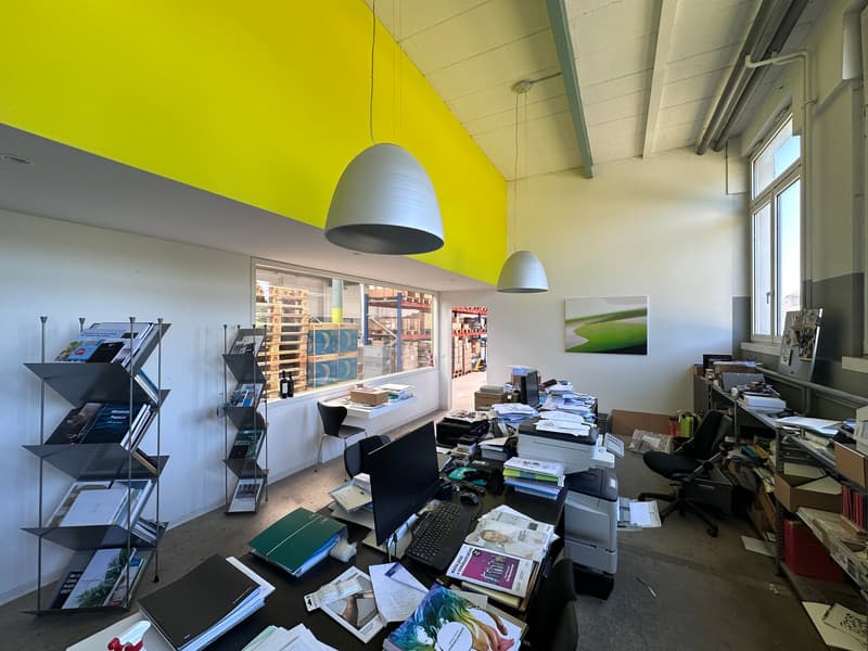 809m2 bright industrial and storage space in the industrial area of Hittnau (16)