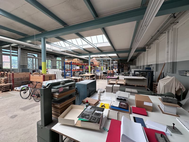 809m2 bright industrial and storage space in the industrial area of Hittnau (12)