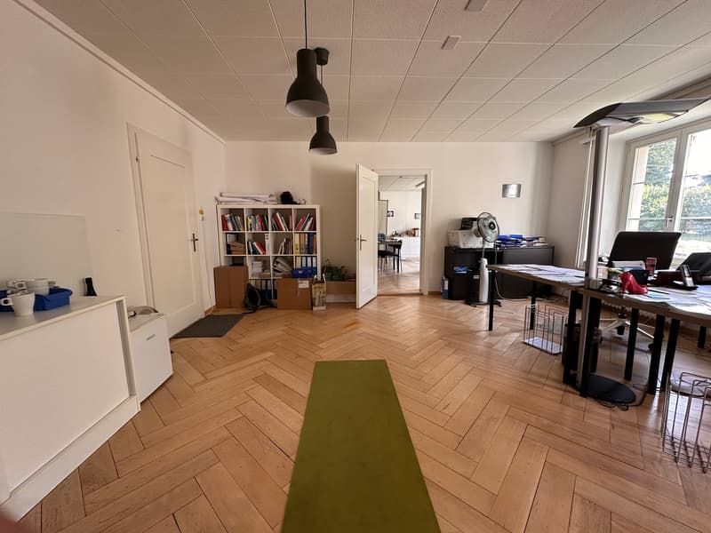 Charmantes Büro im historischen Altbau an der Aathalstrasse 80 in Uster (7)