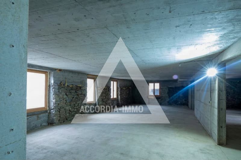 Renovated character chalet with two apartments – great potential (5)