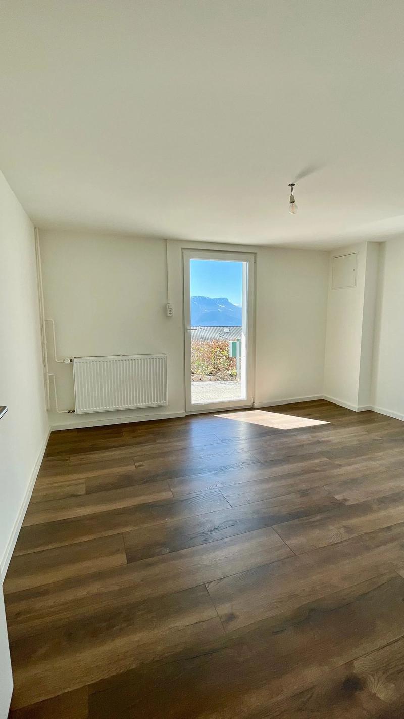 Luxury chalet with panoramic view in Chardonne (12)