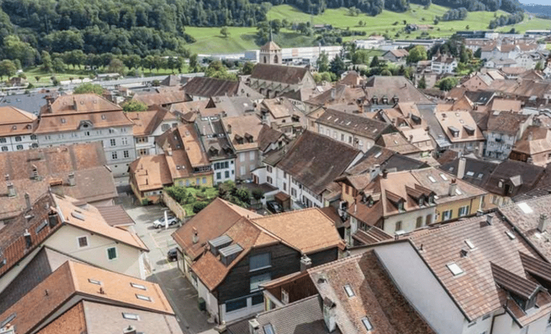 Gewinnbringendes, renoviertes Gebäude mit 6 Wohnungen in Moudon (13)
