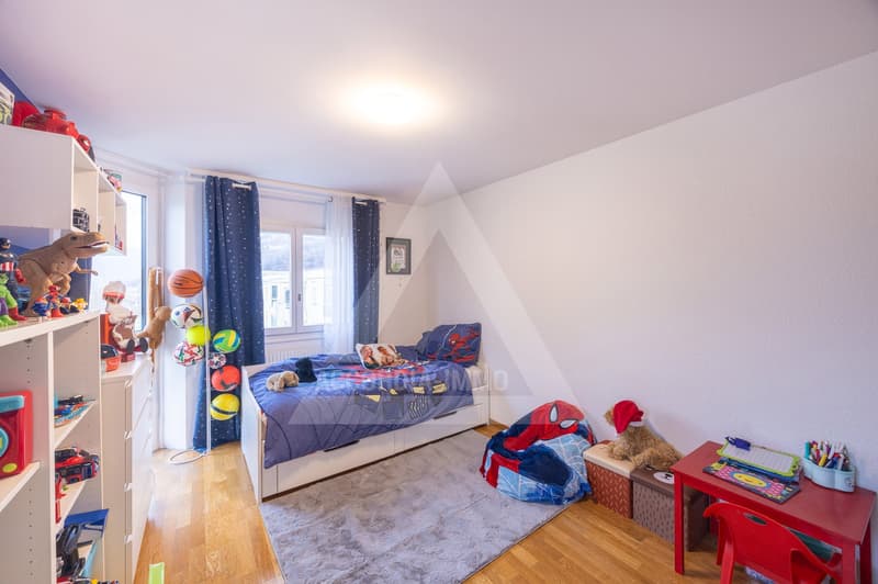 Magnificent 4.5 Room Apartment Renovated (97 m²) in Monthey (9)