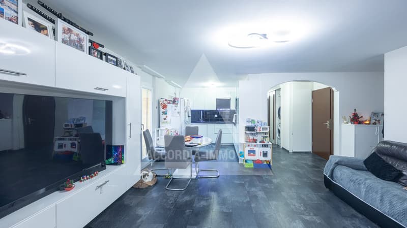 Magnificent 4.5 Room Apartment Renovated (97 m²) in Monthey (4)