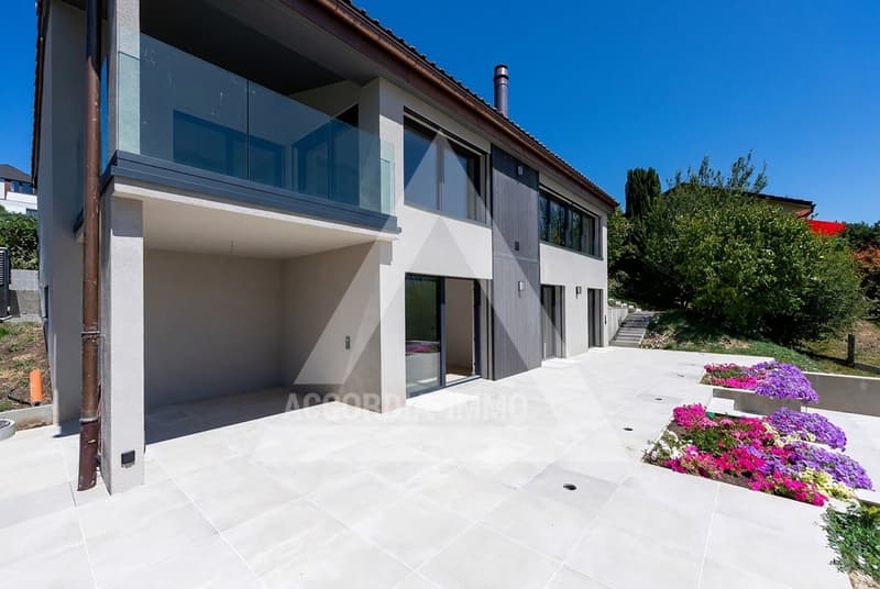 Magnifique villa de 7.5 pièces à St-Légier-La Chiésaz (21)