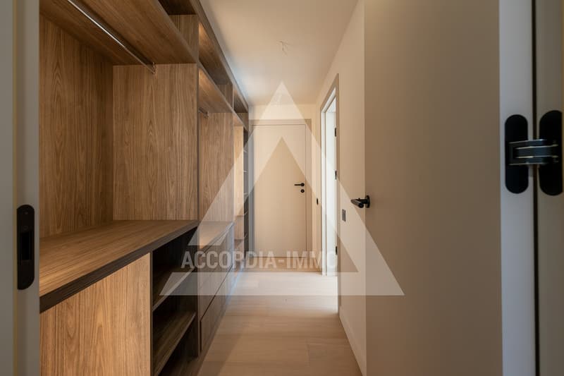 Magnifique villa de 7.5 pièces à St-Légier-La Chiésaz (17)