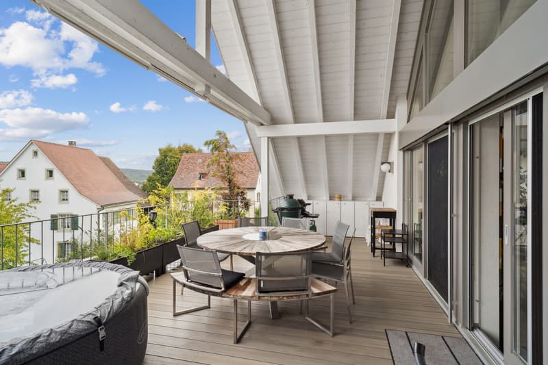 New Price: Exclusive Maisonette Apartment with Stylish Furnishings (9)