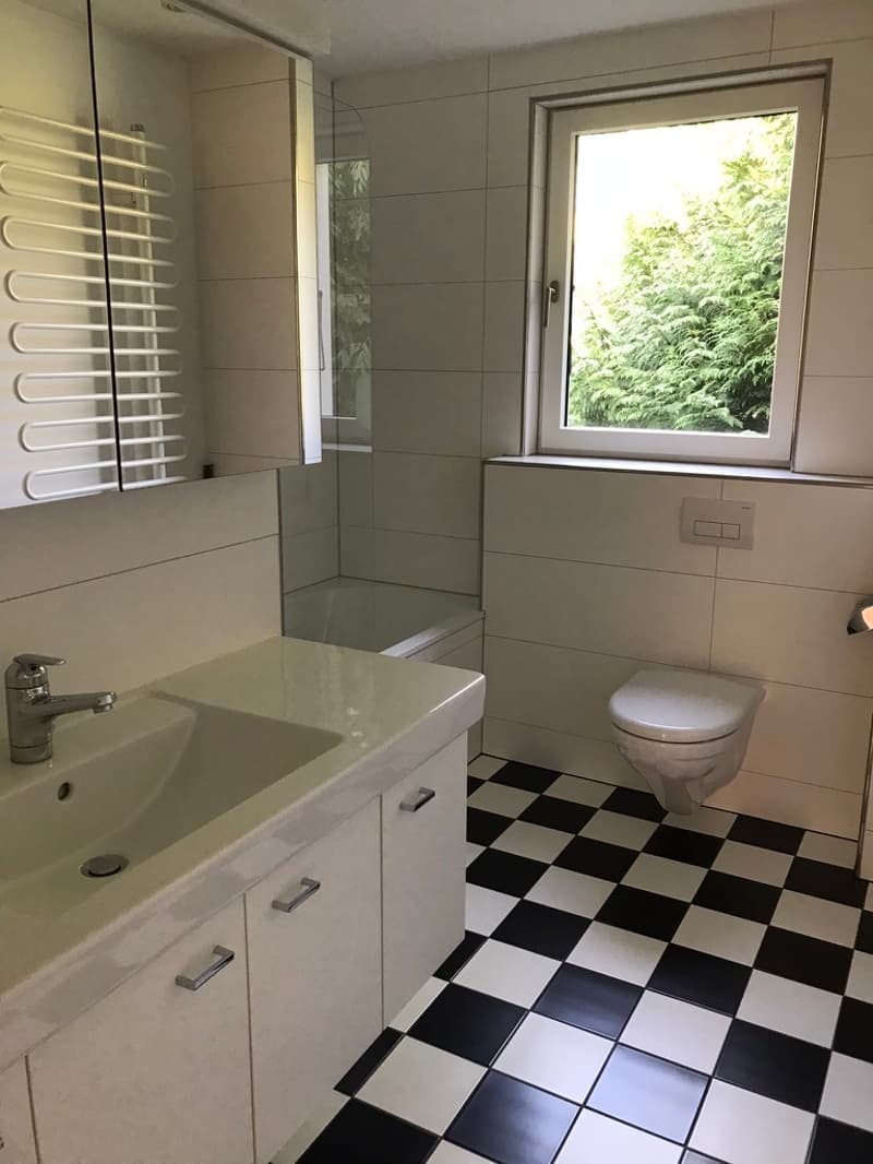 Casa familiare affascinante con vista panoramica e giardino in posizione ideale (11)