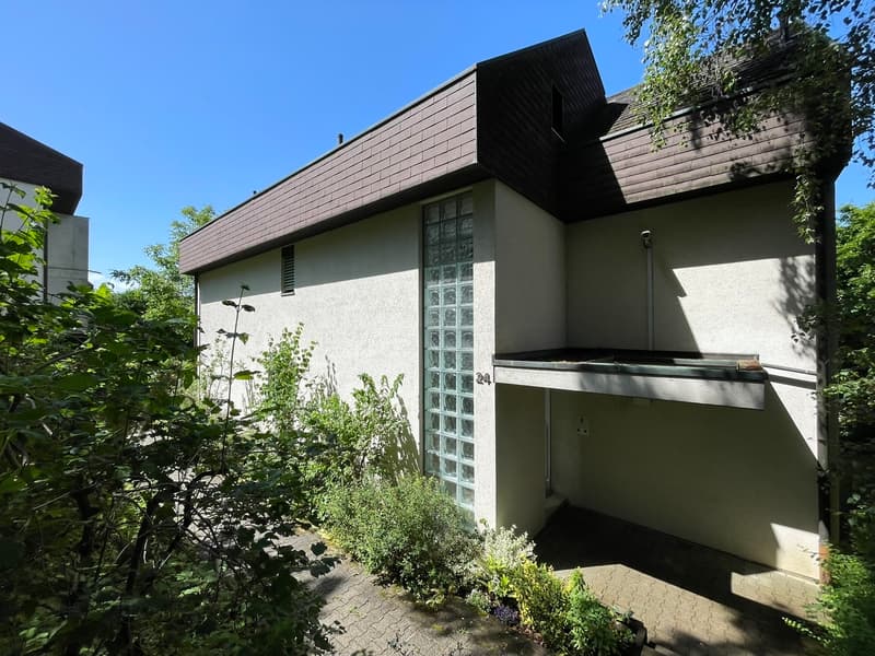 Bezaubernde Maisonette-Dachwohnung in Binningen (1)