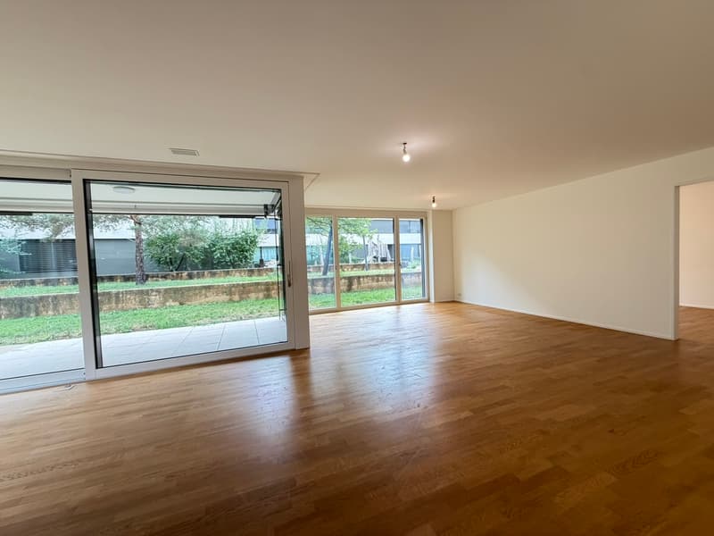 Willkommen in dieser modernen und grosszügigen 4.5-Zimmer-Wohnung (3)