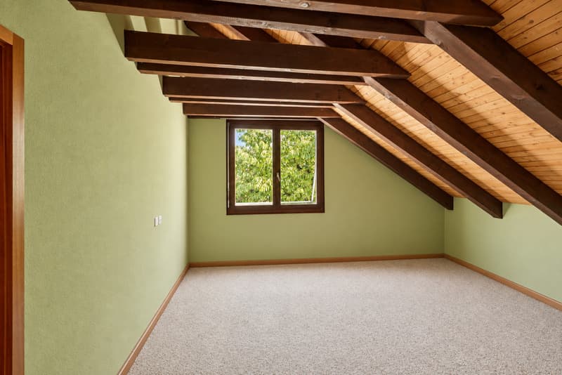6.5 Zimmer Einfamilienhaus mit Garten und Pool (6)