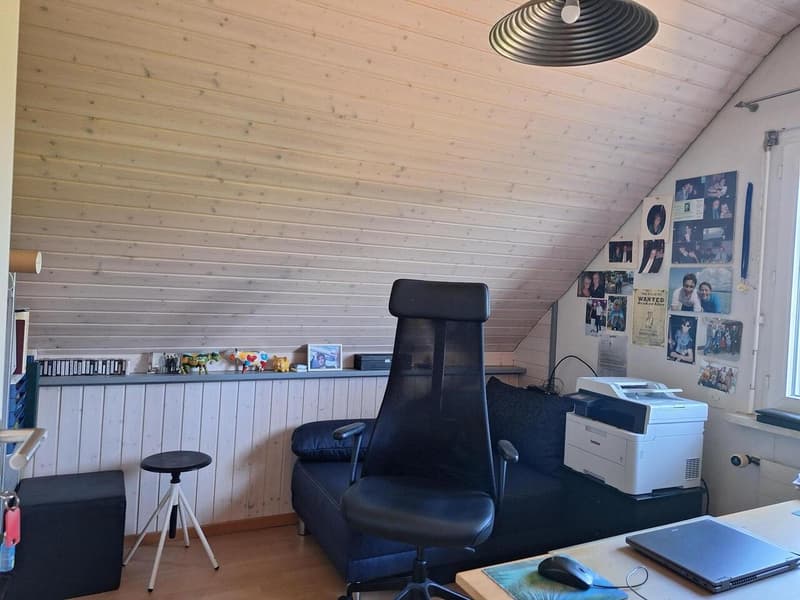 Charmantes Einfamilienhaus mit Garten an sonniger Wohn-/Aussichtslage (8)