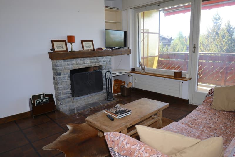 Charming 2.5-room apartment with breathtaking views in Crans (1)