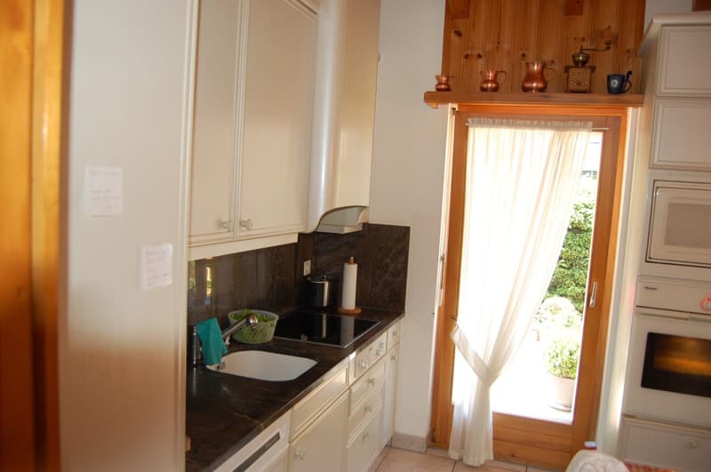 Chalet mit Charme, 6,5 Zimmer in Crans – Unvergleichliche Aussicht und außergewöhnliche Alpenkulisse (8)