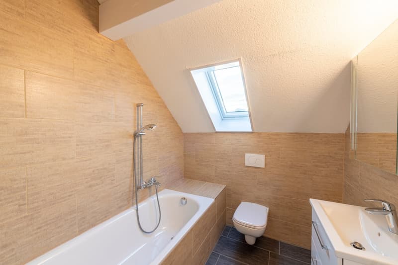 Charmante 3.5-Zimmer-Duplex-Wohnung in ländlicher Umgebung (6)