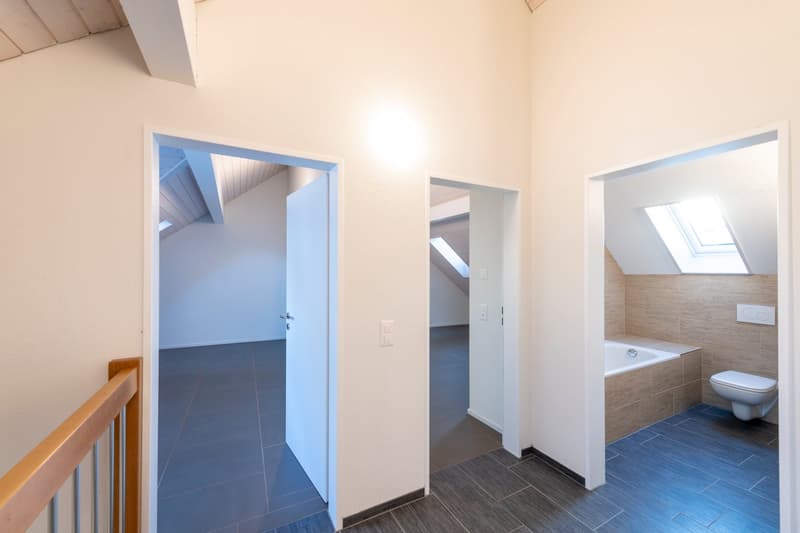 Charmante 3.5-Zimmer-Duplex-Wohnung in ländlicher Umgebung (9)