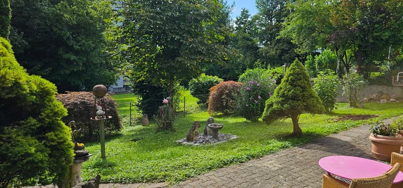 Charming 2.5-room apartment with additional separate office/guest room (10)