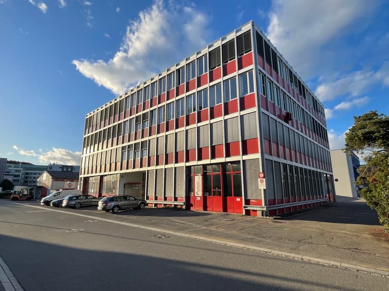 Your new commercial location in Urdorf (1)