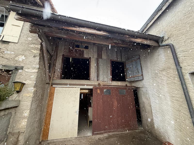 Exclusivité ? Bien à rénover avec fort potentiel à Givrins (13)