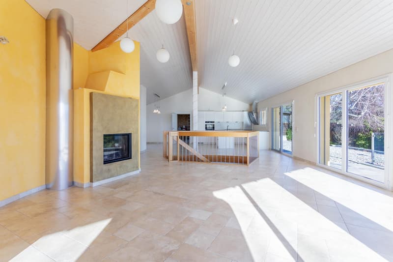 Waterfront property with potential for expansion. (7)