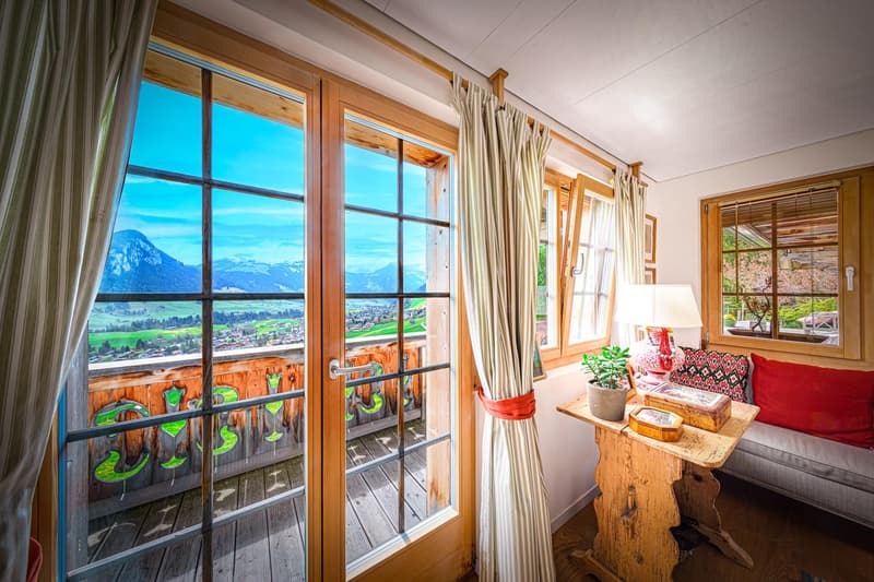Magnificent chalet with exceptional views! (9)