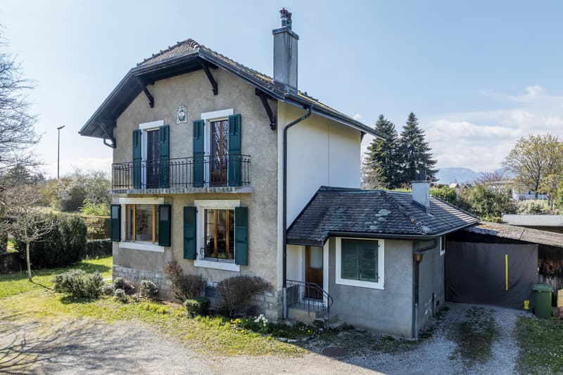 Exclusive - Charming family property with outbuilding, in a green haven in Mies (2)