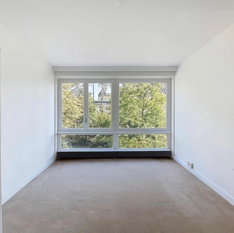 Florissant : Bel appartement de 3 pièces avec balcon, piscine et parking (4)