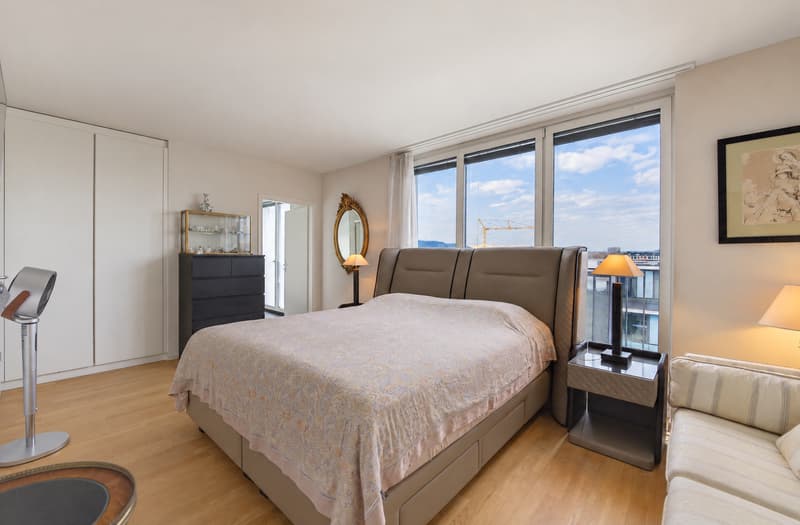 Magnifique attique en duplex avec 79 m² de terrasses au Petit-Saconnex (7)