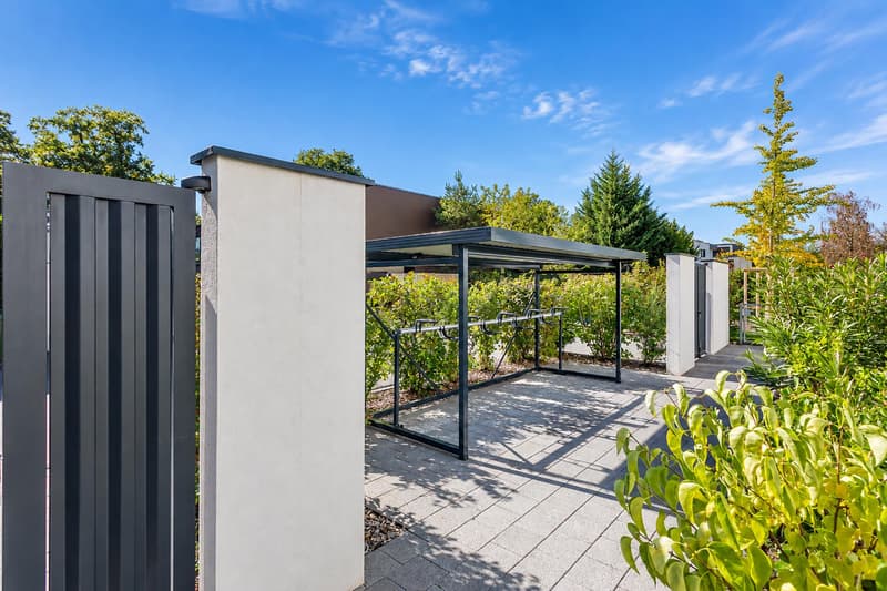 En exclusivité - Chêne-Bougeries - Élégant duplex de 4 pièces avec jardin privatif de 308 m² (12)