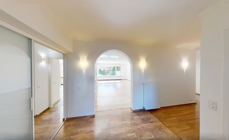 Elegante Ferienwohnung im Herzen von Ascona (7)