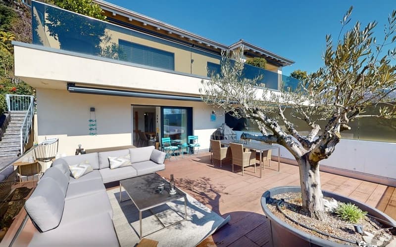 Stylish apartment with spacious outdoor oasis (5)