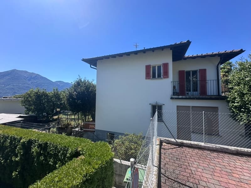 Zentrales Mehrfamilienhaus in Minusio mit Seesicht und Ausbaupotenzial (17)