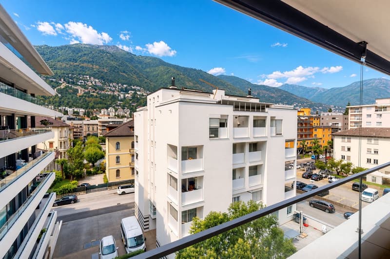 Zentrale Terrassenwohnung – Urbanes Leben trifft auf Erholung (2)