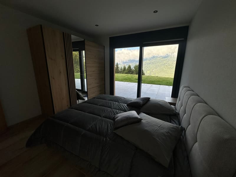 Exclusive new-build chalet with breathtaking views in Crans-Montana (25)