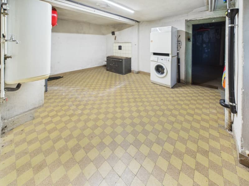 Seltene Gelegenheit: Wohnhaus mit Ökonomieteil und Baulandreserve auf 1'752 m² in Lostorf (7)