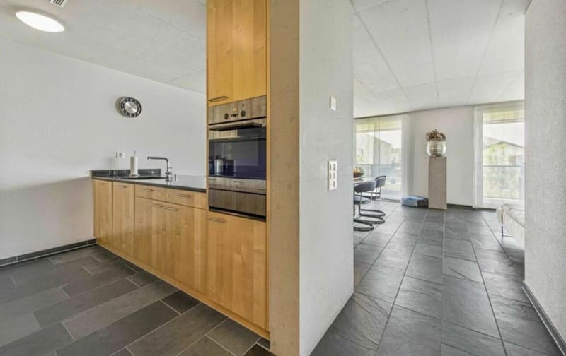 Grosszügige 4.5-Zimmer-Wohnung in ruhiger Lage (9)