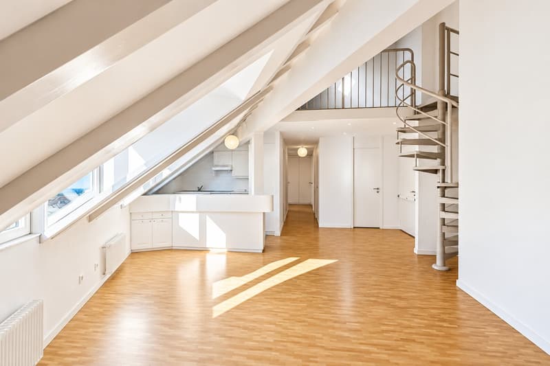 Charmante 4.5-Zimmer-Maisonette-Wohnung mit Weitblick in Muttenz (4)