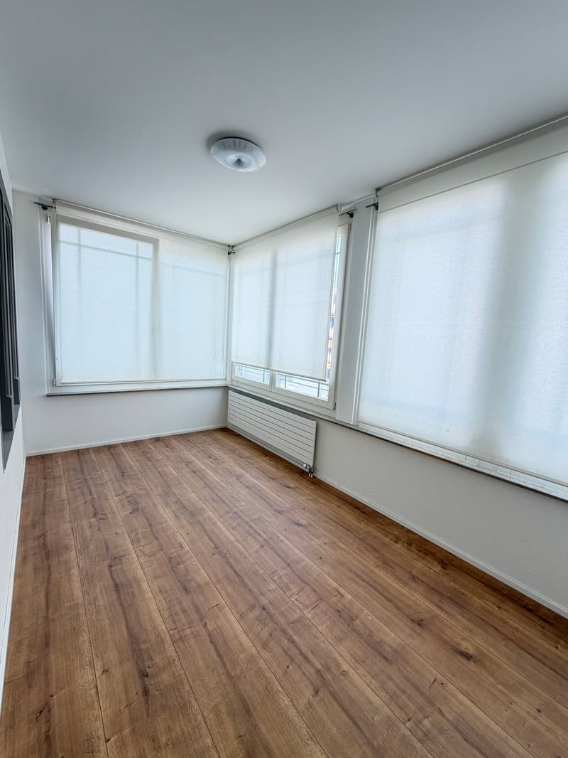 Charmante 2.5-Zimmer-Wohnung mit Balkon in Goldach – sofort verfügbar! (2)