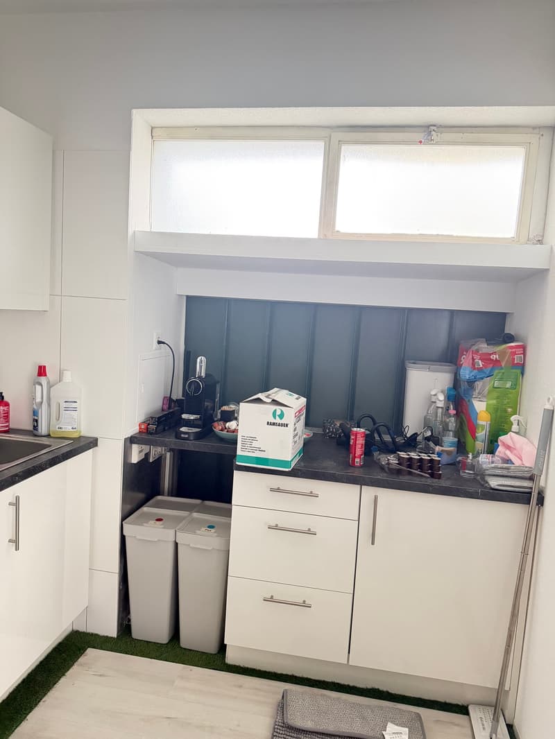 Modernes Ladenlokal an der St. Gallerstrasse in Gossau SG – ab sofort verfügbar (4)