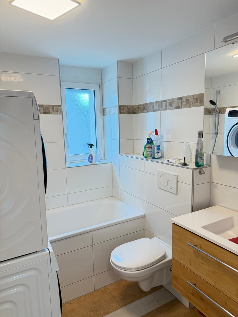 Helle 5.5-Zimmer-Wohnung im Erdgeschoss in Wil SG – ab sofort verfügbar! (3)