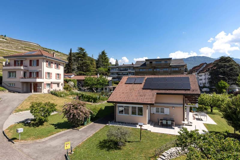 On the outskirts of Vevey, beautiful 3.5-room apartment with balcony (2)