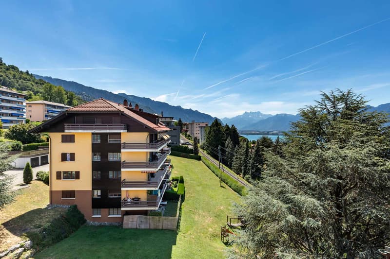 Spacious 4.5-room apartment in a quiet location with lake view (7)
